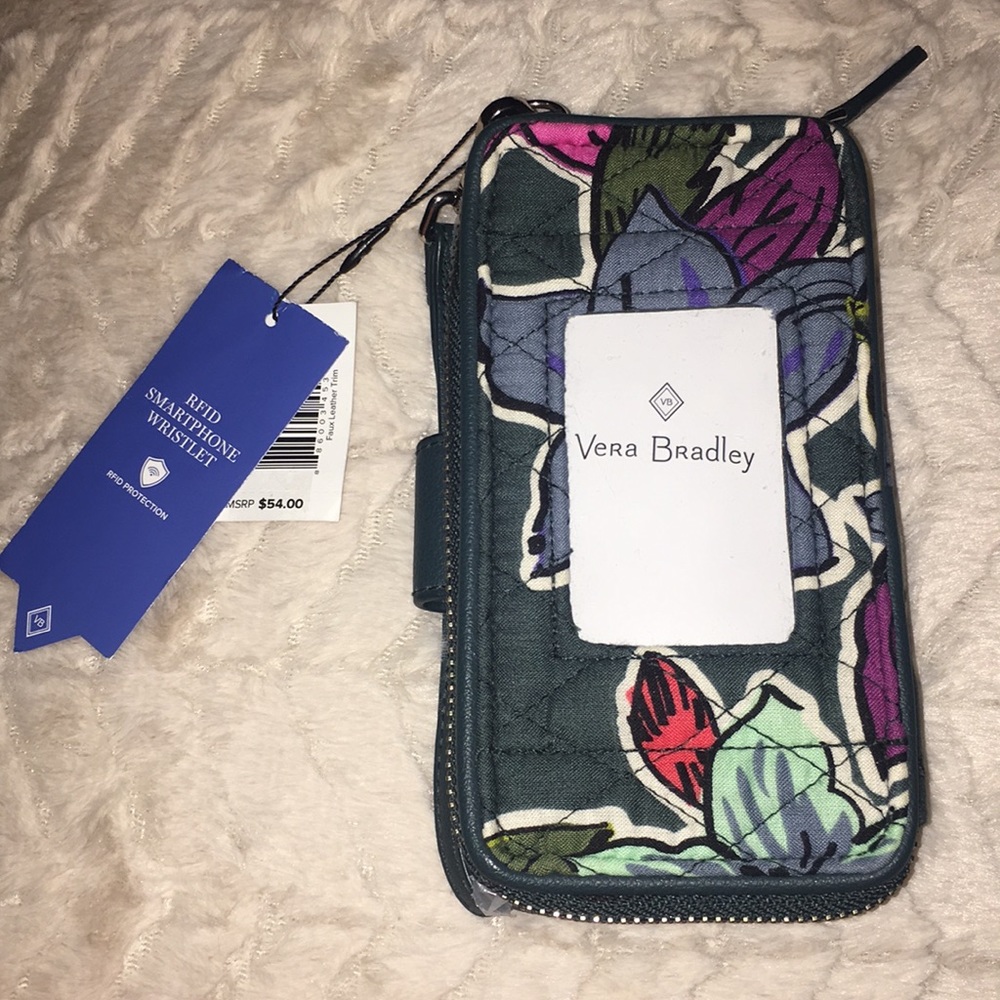 *BRAND NEW* Vera Bradley wristlet